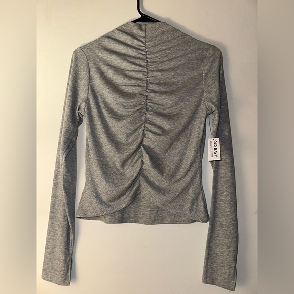 Old Navy Ultralite Go-Dry Long Sleeve Lightweight Top Size small NWT - Picture 11 of 11
